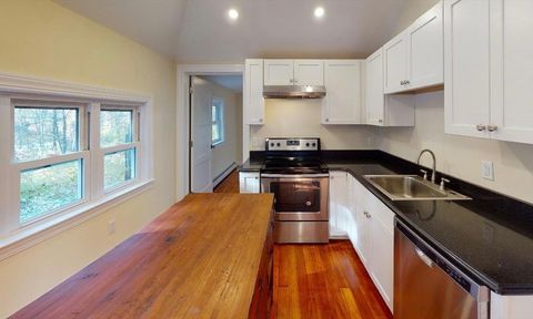 Photo of 17 Lyndale Ave, Gloucester, MA 01930 (MLS # 73478210)