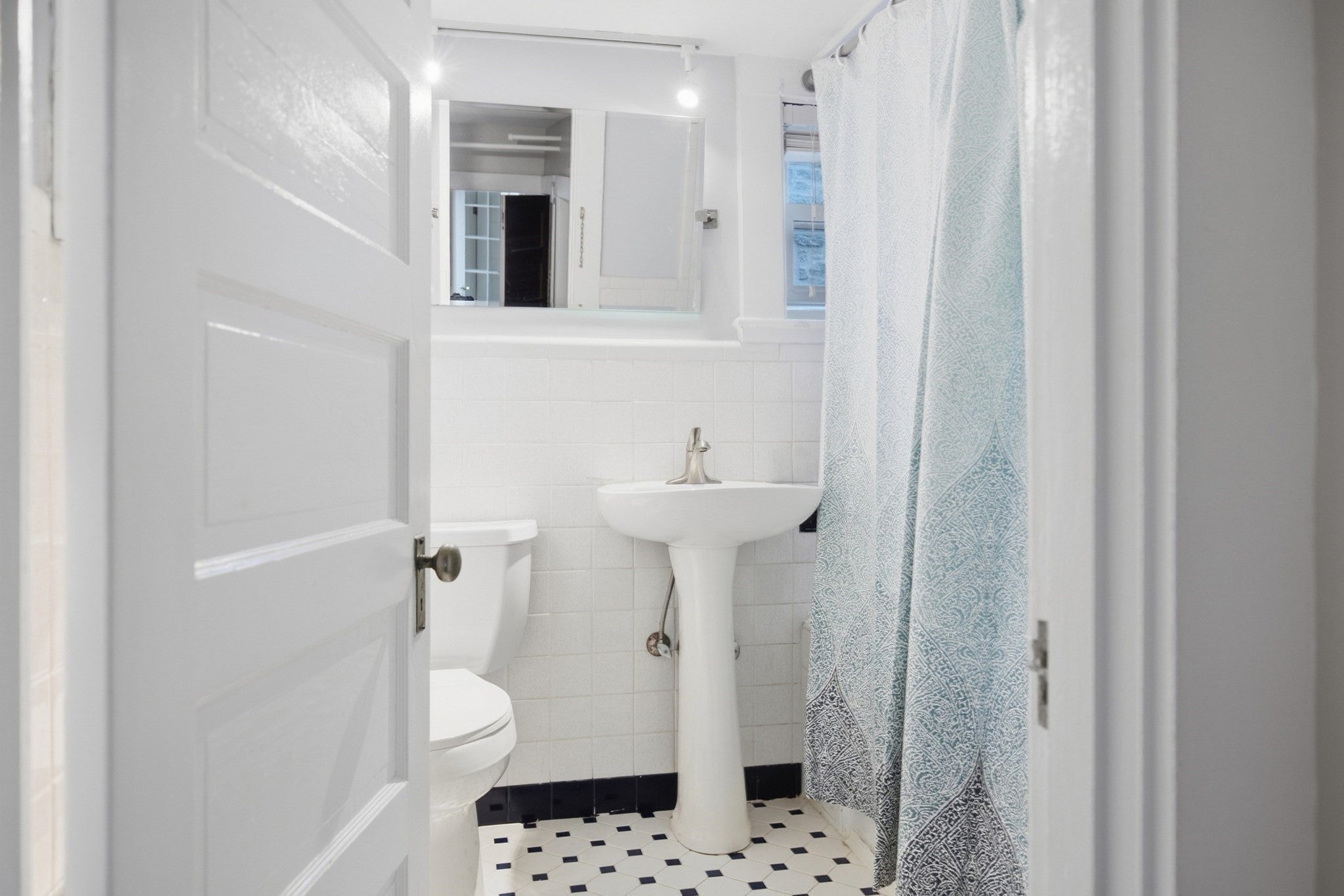 63 Harbor View Ave, Winthrop, MA, 63 Harbor View Ave, Winthrop, MA Photo #37