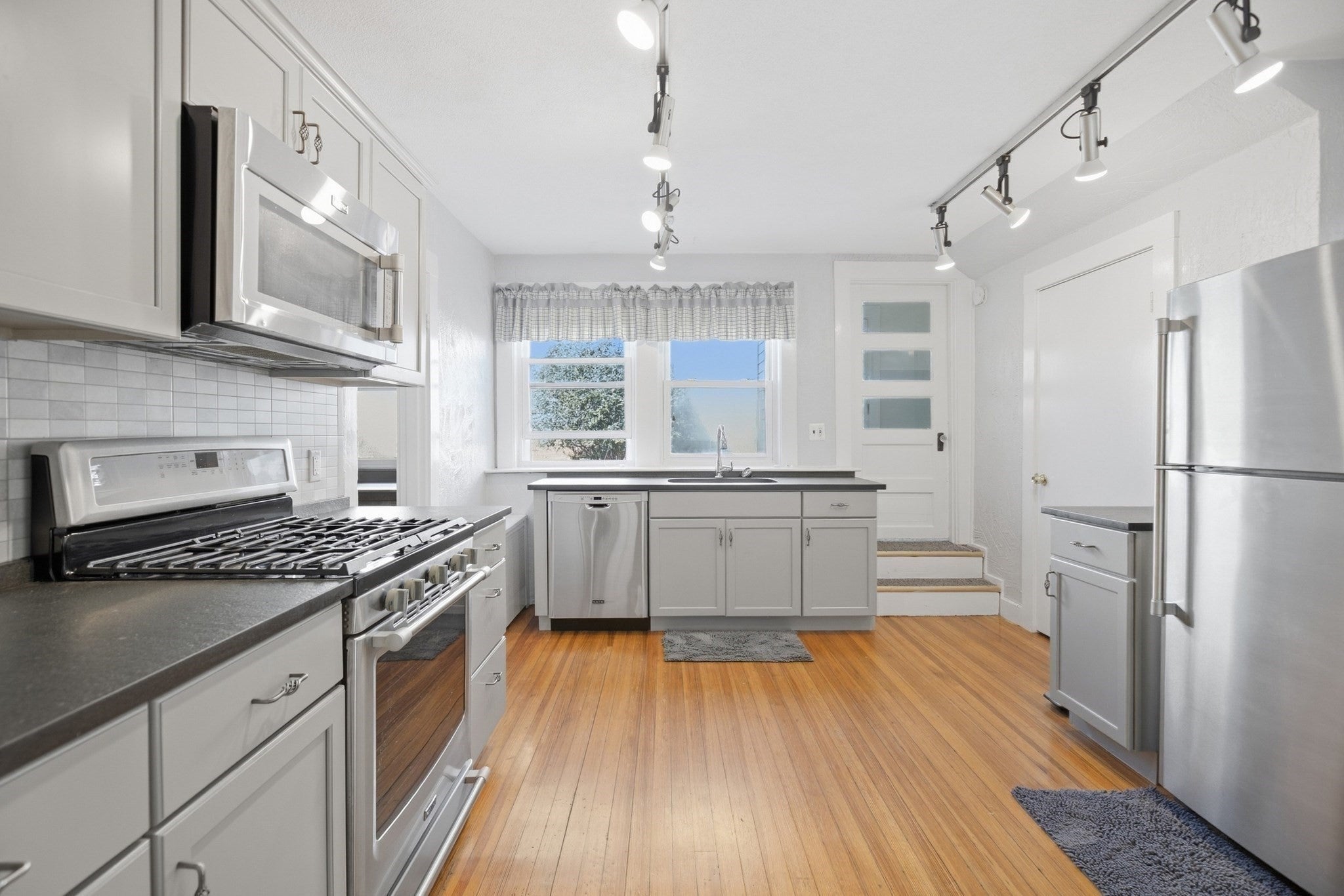 63 Harbor View Ave, Winthrop, MA, 63 Harbor View Ave, Winthrop, MA Photo #30