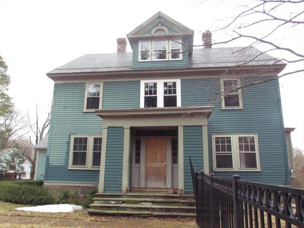 35 Leominster Road