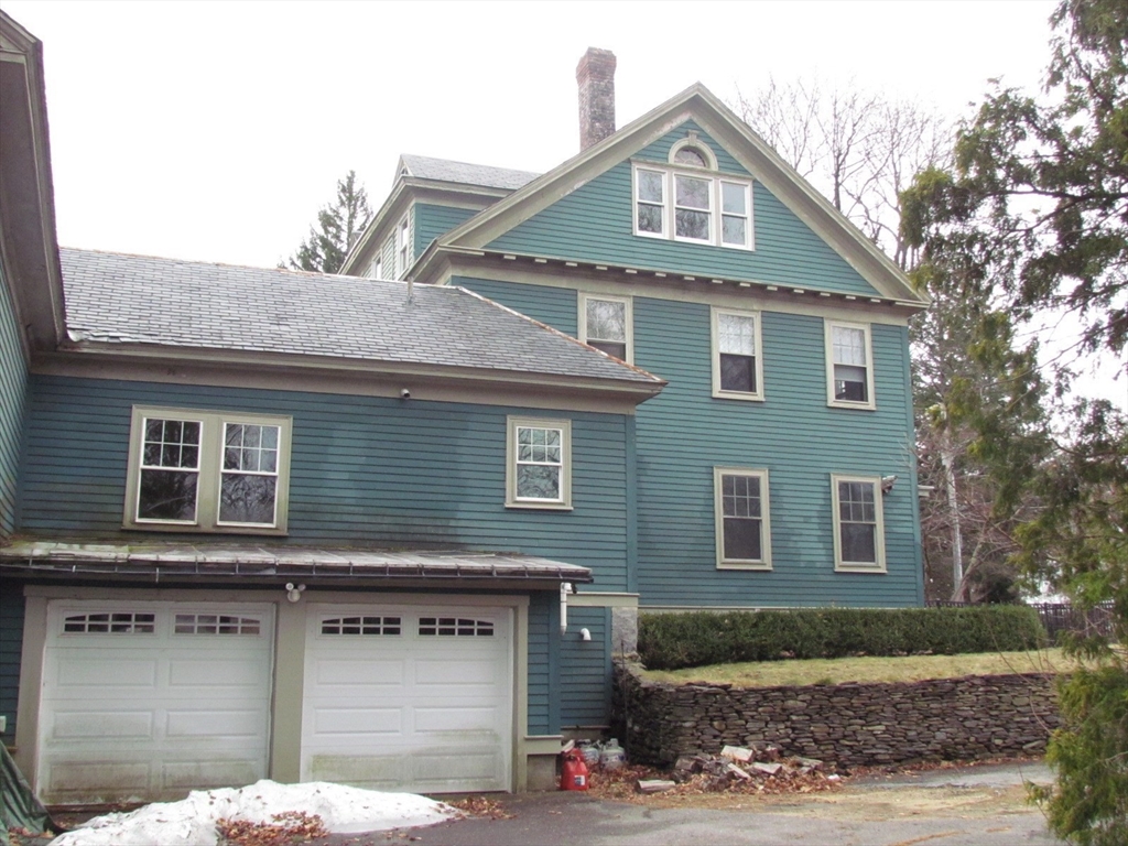 35 Leominster Road