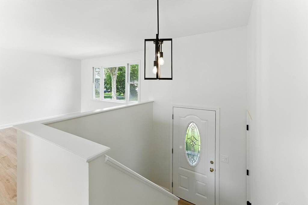 78 Saratoga Ave