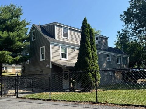 34 Manning Rd Chelmsford MA 01824