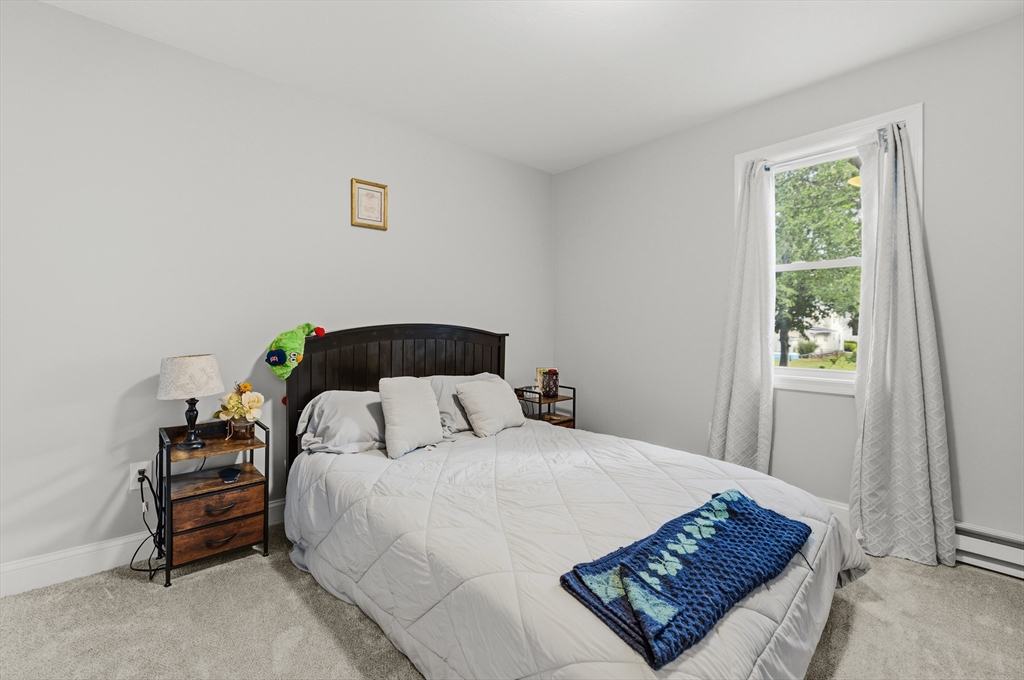 27-R Monroe St, Taunton, MA Photo #18