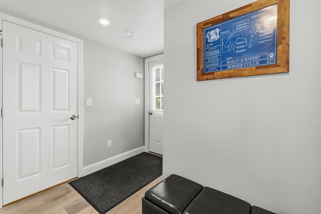 27-R Monroe St, Taunton, MA Photo #12