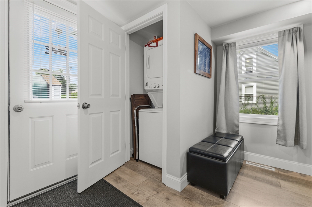 27-R Monroe St, Taunton, MA Photo #15