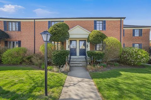 918 Belmont St 918 Watertown MA 02472