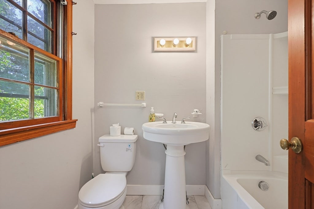 109 Pine Street, Franklin, MA, 109 Pine Street, Franklin, MA Photo #20
