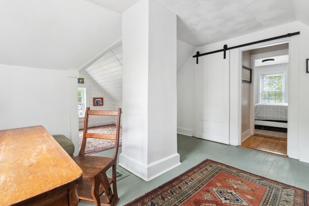 Wakefield, Massachusetts 01880, United States, 4 Bedrooms Bedrooms, ,2 BathroomsBathrooms,Residential,Pending,138683