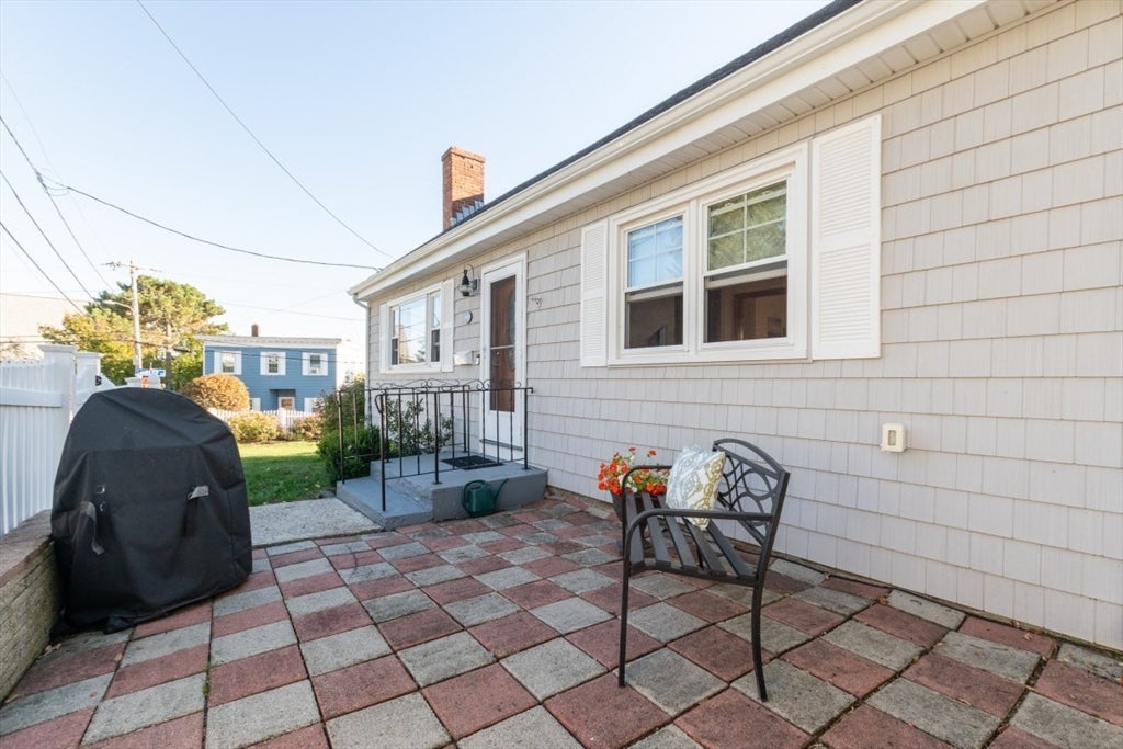 8 Siren St, Winthrop, MA, 8 Siren St, Winthrop, MA Photo #7