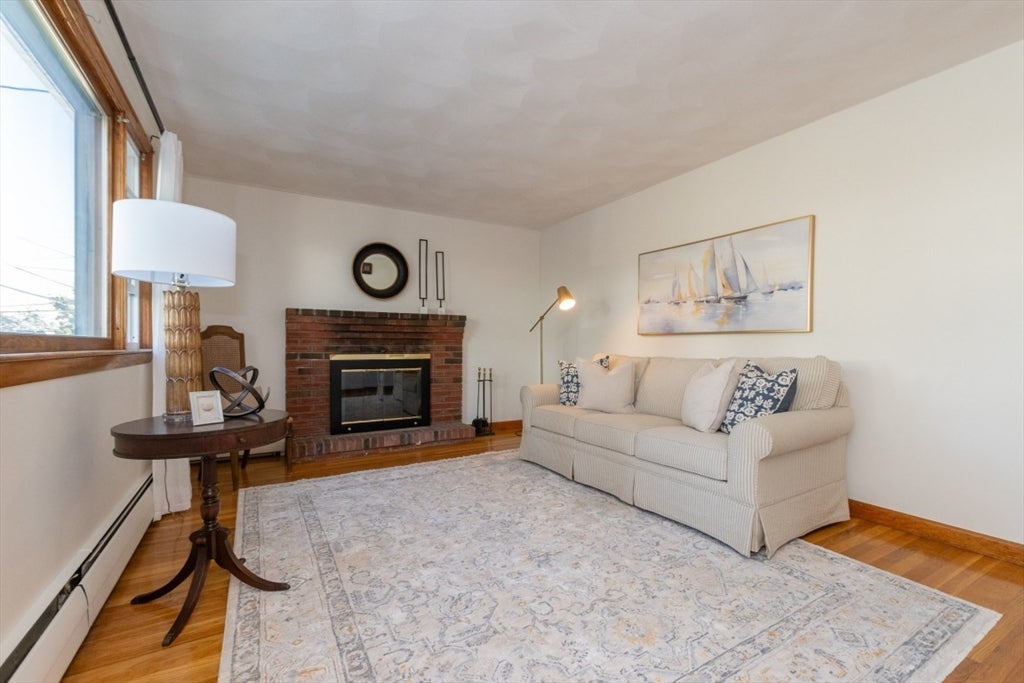 8 Siren St, Winthrop, MA, 8 Siren St, Winthrop, MA Photo #11
