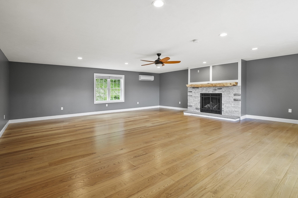 162 Fiskdale Road