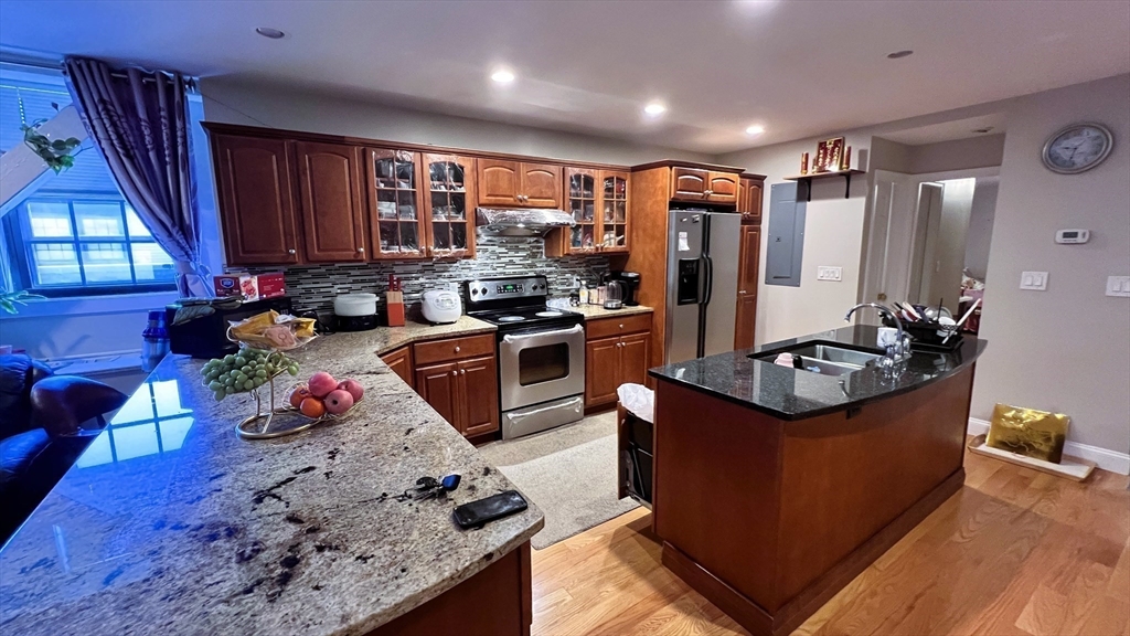 21 Linden St 133