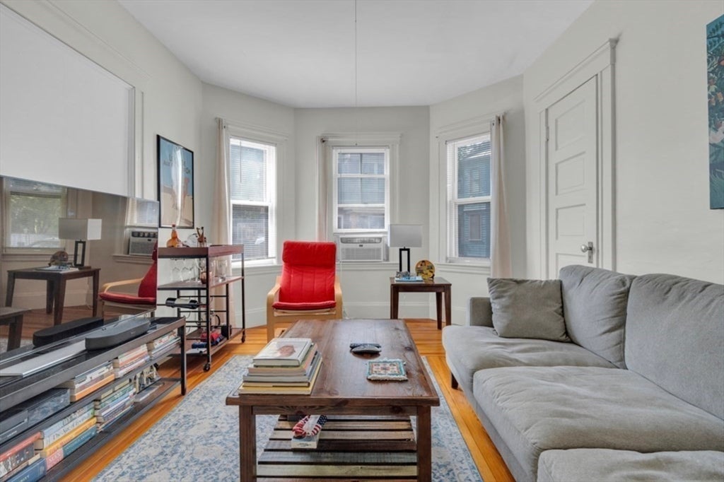 5-6 Hollis Park #5, Cambridge, MA Photo #1