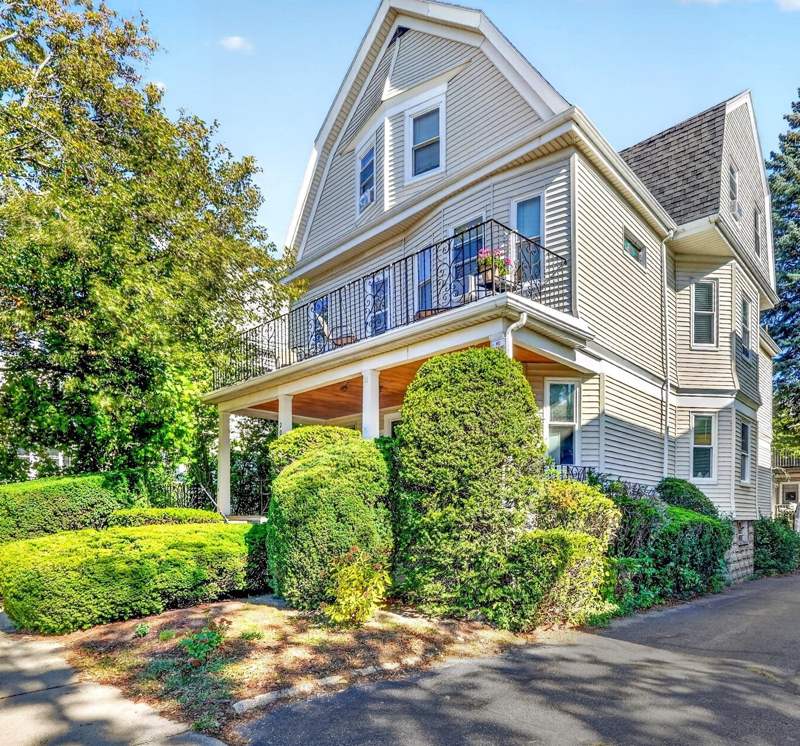 205 College Ave, Somerville, MA, 205 College Ave, Somerville, MA Photo #1