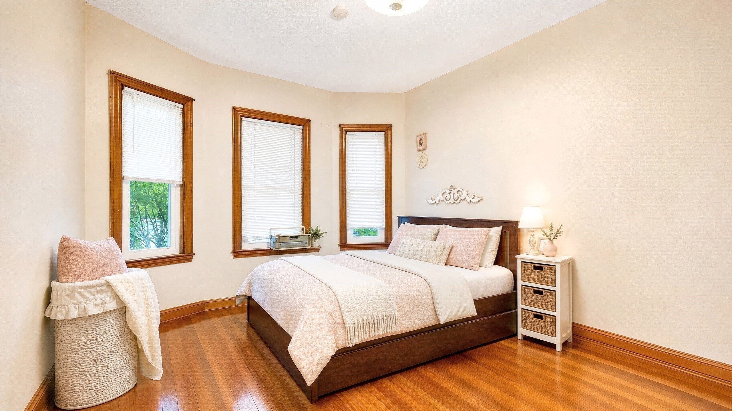 205 College Ave, Somerville, MA, 205 College Ave, Somerville, MA Photo #6