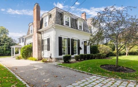 25 Irving Street Hingham MA 02043