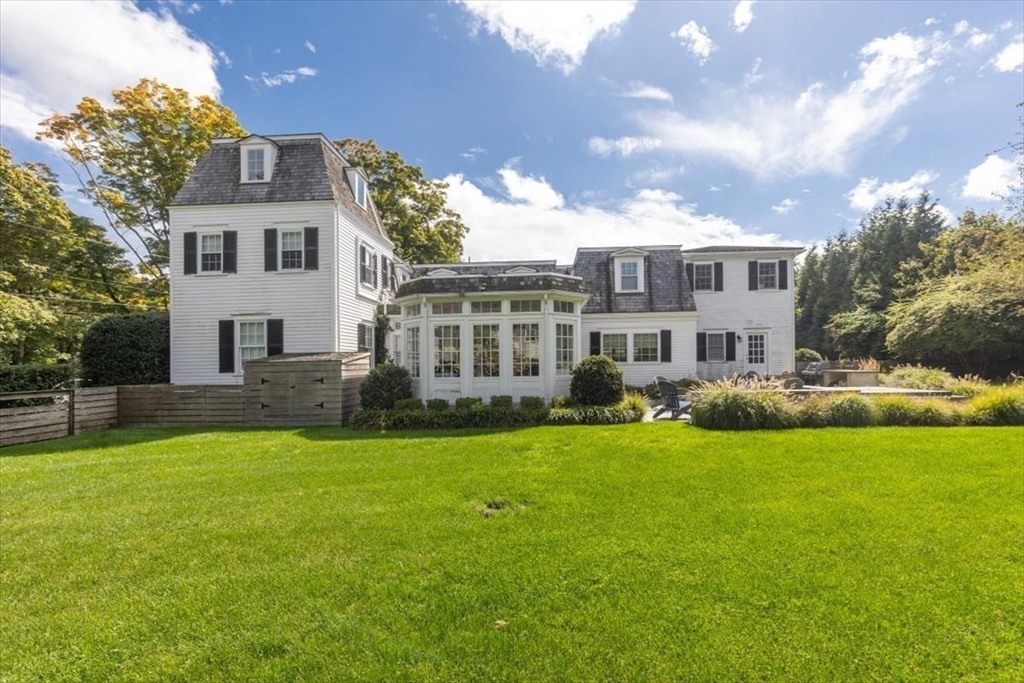 25 Irving Street