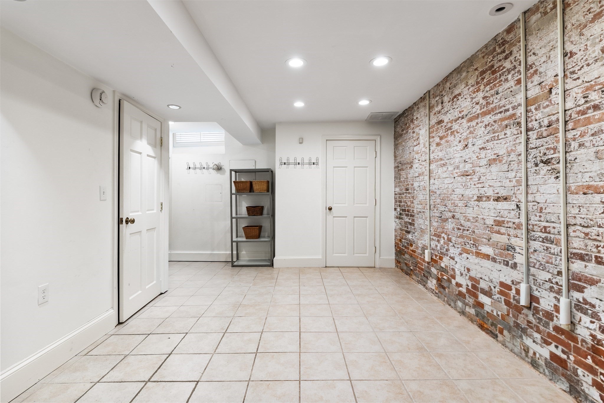 22 Joy St #22, Boston, MA Photo #37