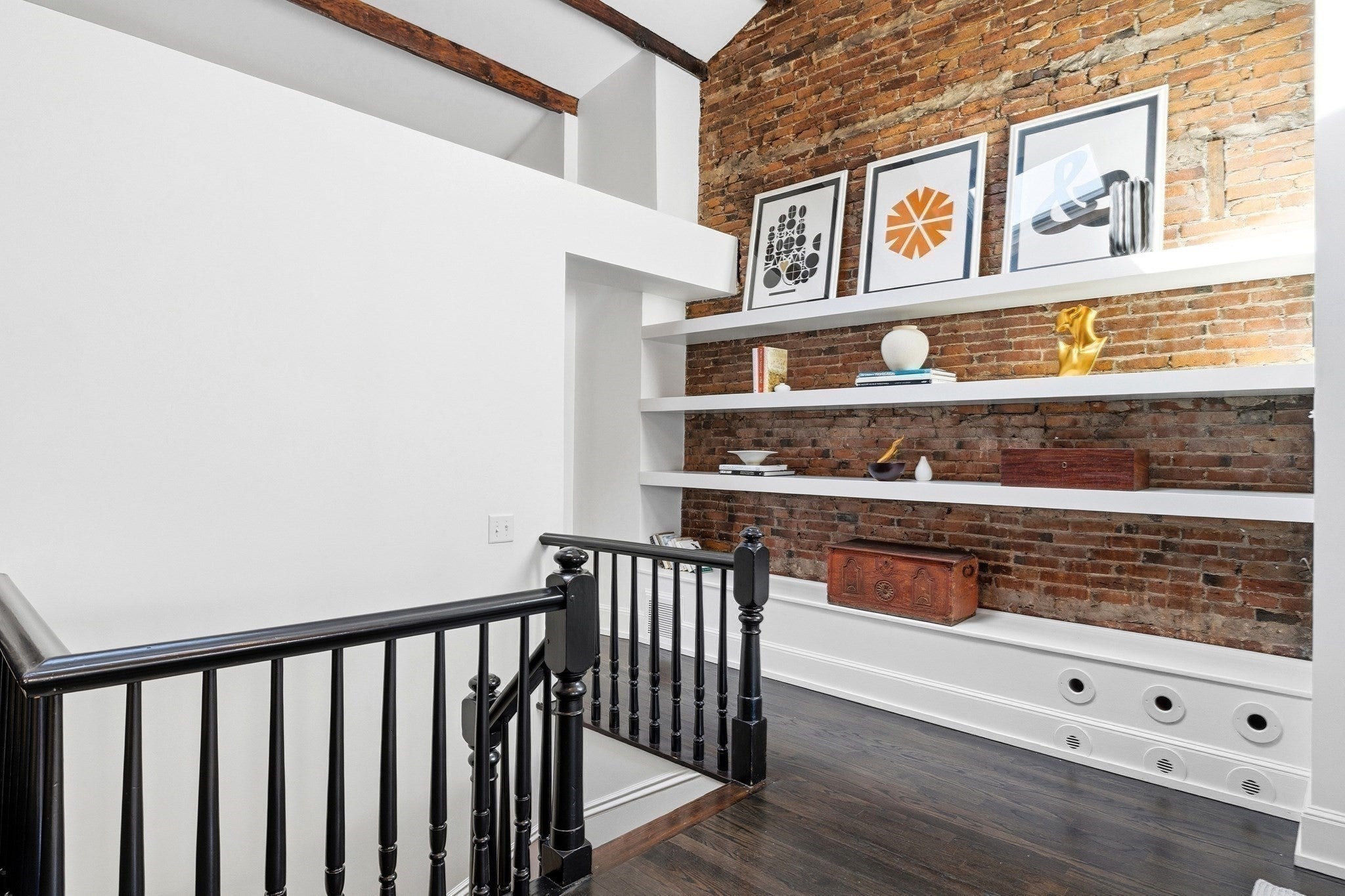 22 Joy St #22, Boston, MA Photo #26
