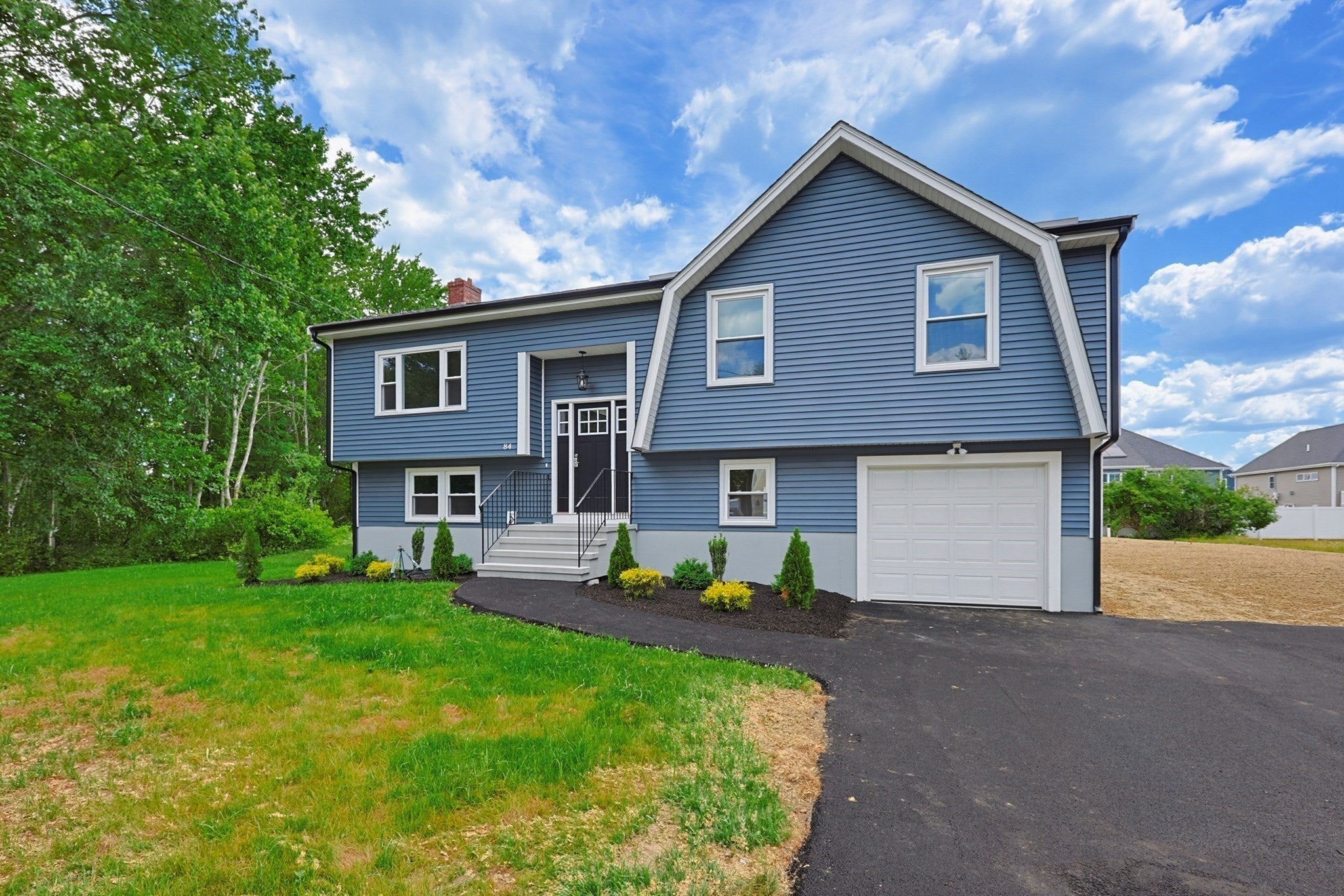 84 Scotland St, West Bridgewater MA 02379