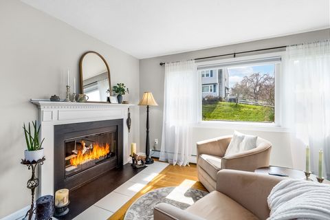 57 Stafford St F Plymouth MA 02360