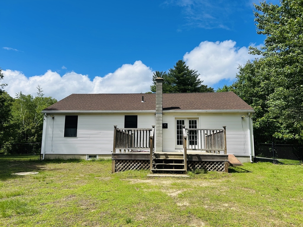 32 Sandy Pine Rd