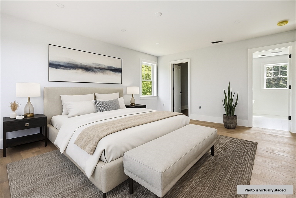 Reading, Massachusetts 01867, United States, 4 Bedrooms Bedrooms, ,3 BathroomsBathrooms,Residential,Active,161079