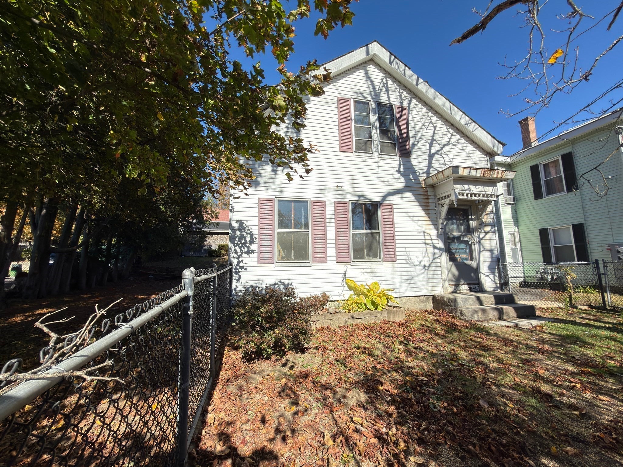 28 Wachusett St