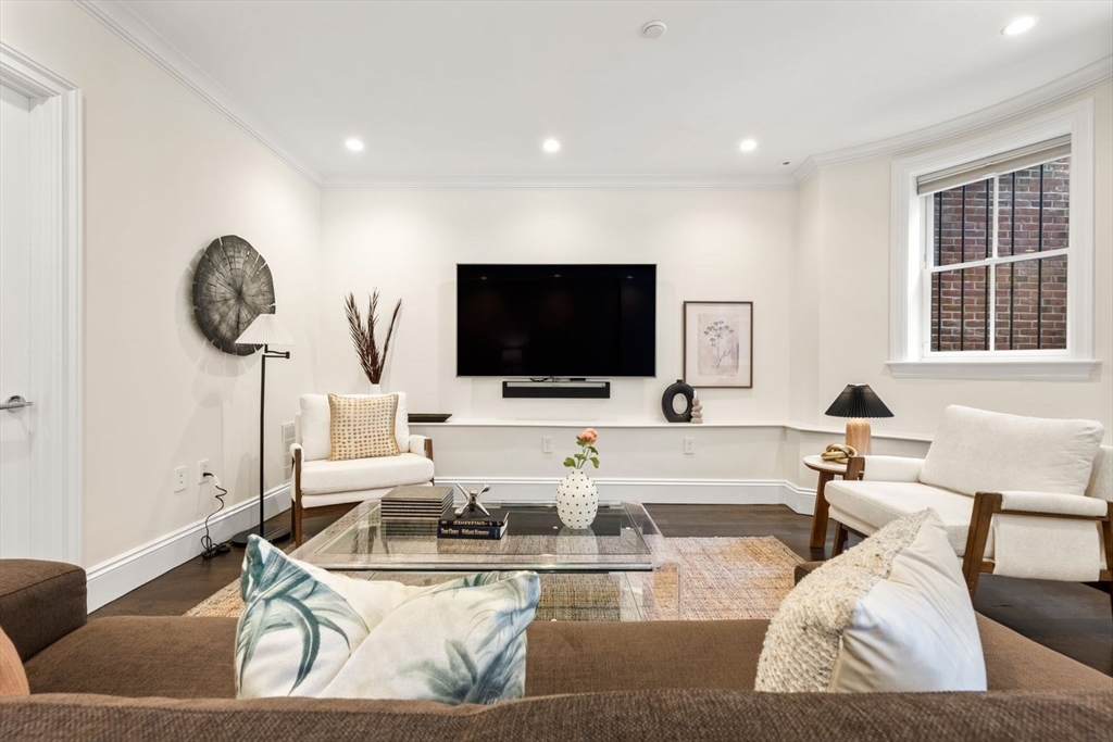 6 Claremont Park #1, Boston, MA Photo #24