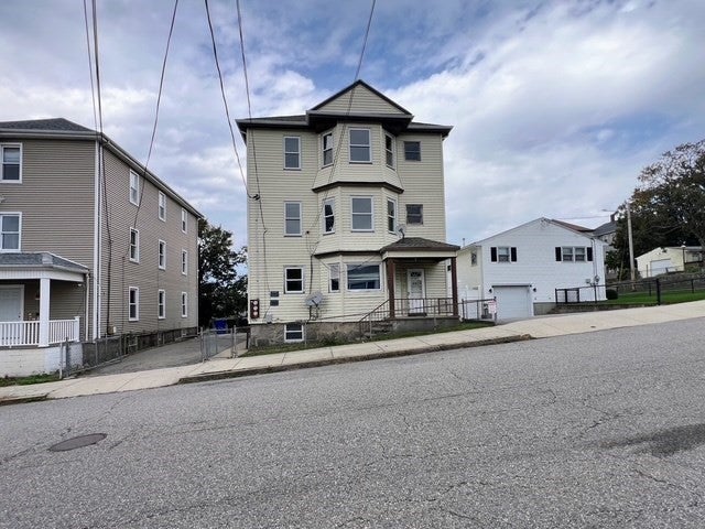 692 Penn St, Fall River, MA, 692 Penn St, Fall River, MA Photo #1