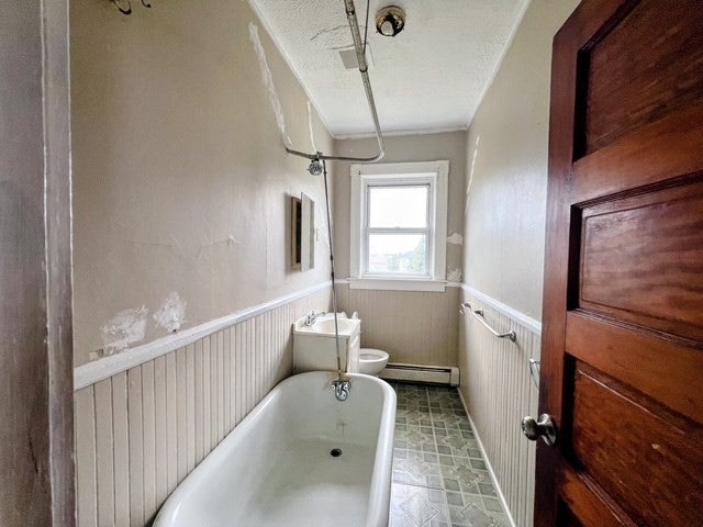 692 Penn St, Fall River, MA, 692 Penn St, Fall River, MA Photo #15