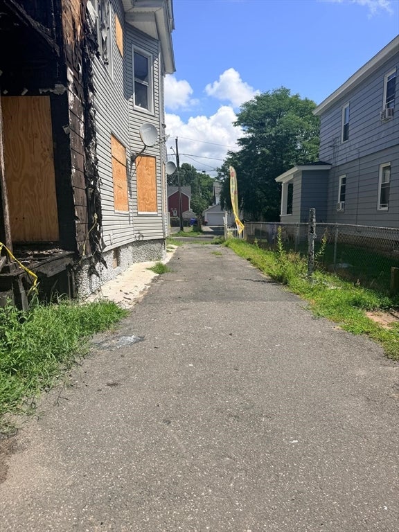 30-32 Ruskin St, Springfield, MA Photo #11