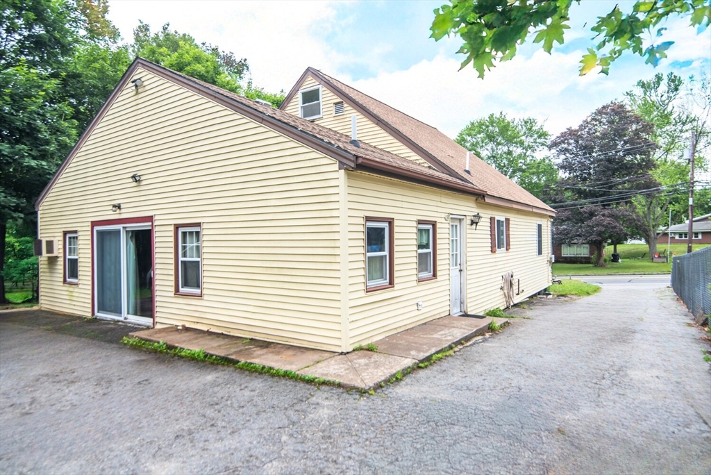 95 N Lowell St