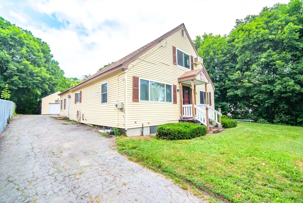 95 N Lowell St