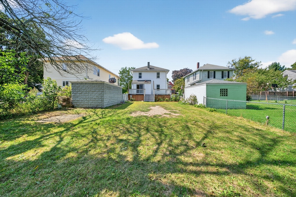 133 Pleasant St