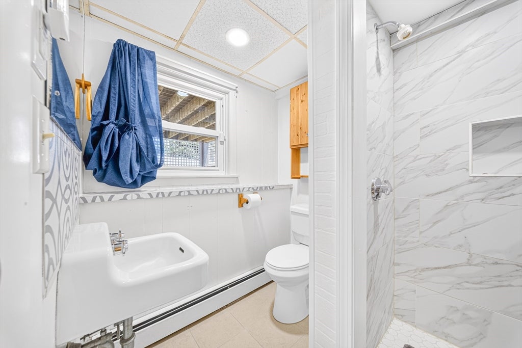 17 Brookline St, Lawrence, MA, 17 Brookline St, Lawrence, MA Photo #8