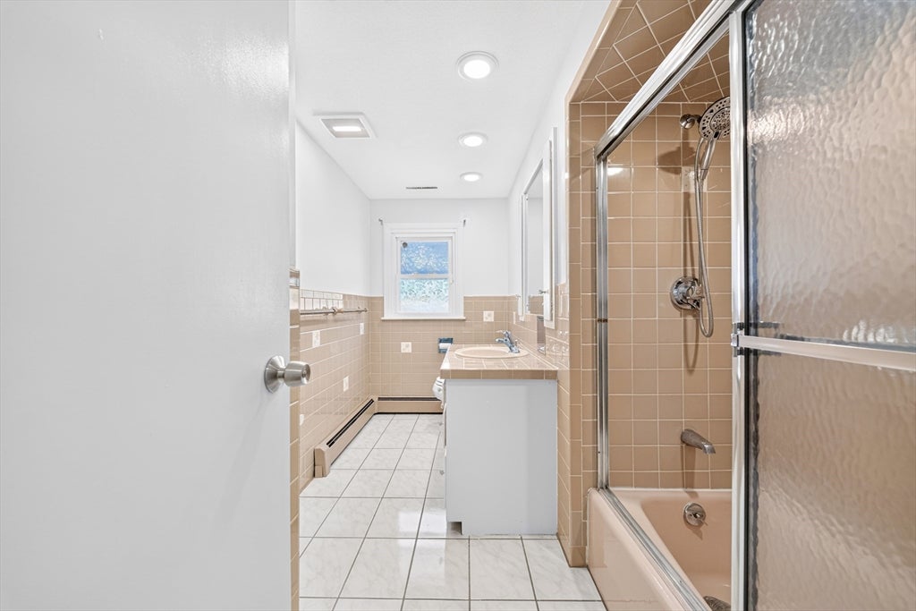 17 Brookline St, Lawrence, MA, 17 Brookline St, Lawrence, MA Photo #26