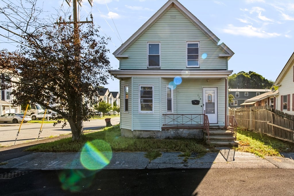 112 Quebec St, Lowell, MA Photo #1