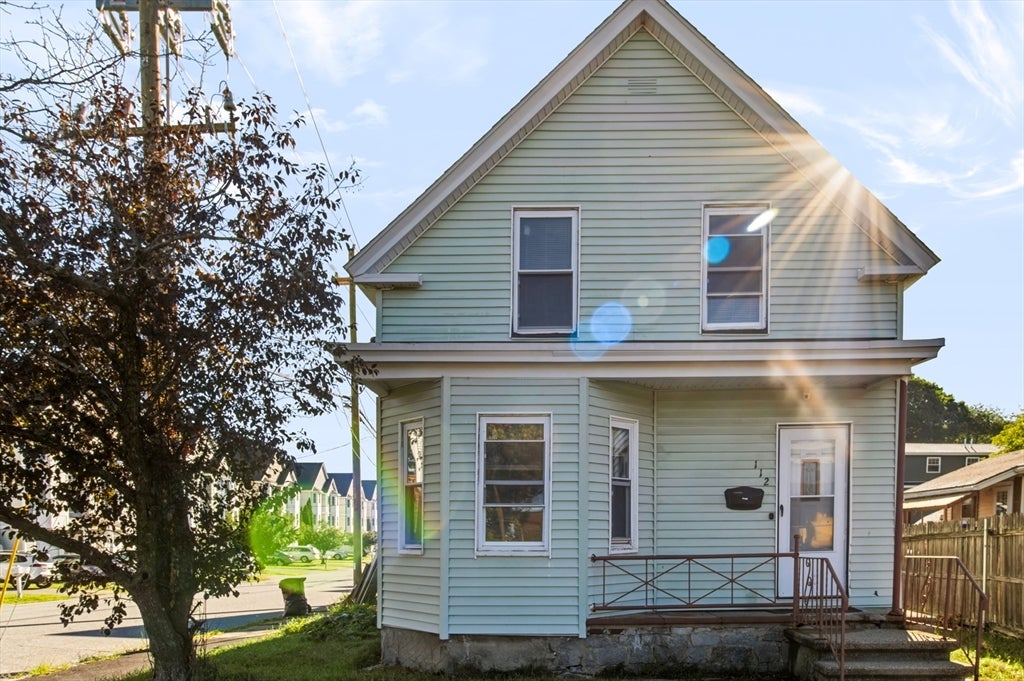 112 Quebec St, Lowell, MA Photo #2