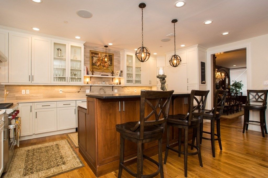 Photo of 1 Winter Place #2, Boston, MA 02108 (MLS # 73467934)