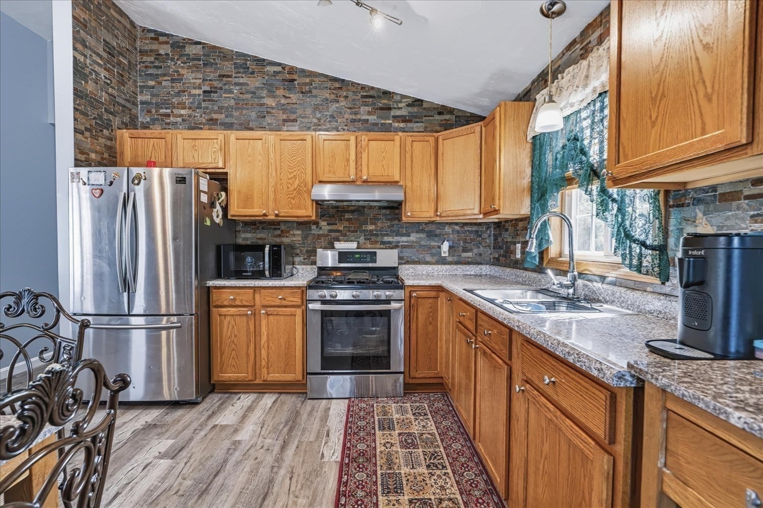 175 Slade St, Fall River, MA, 175 Slade St, Fall River, MA Photo #5