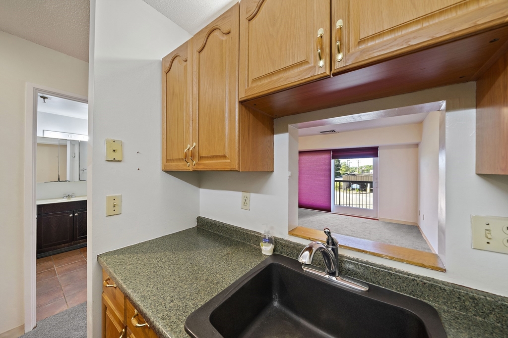 133 Commander Shea Blvd 215