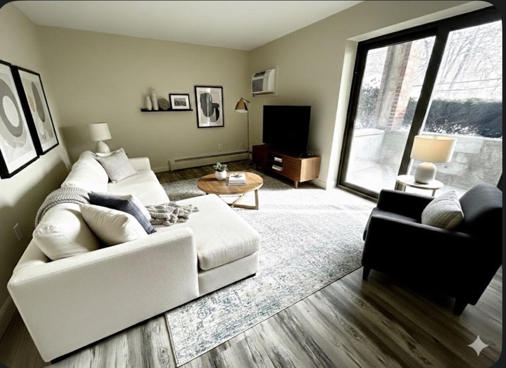 96 C Charles River Rd c