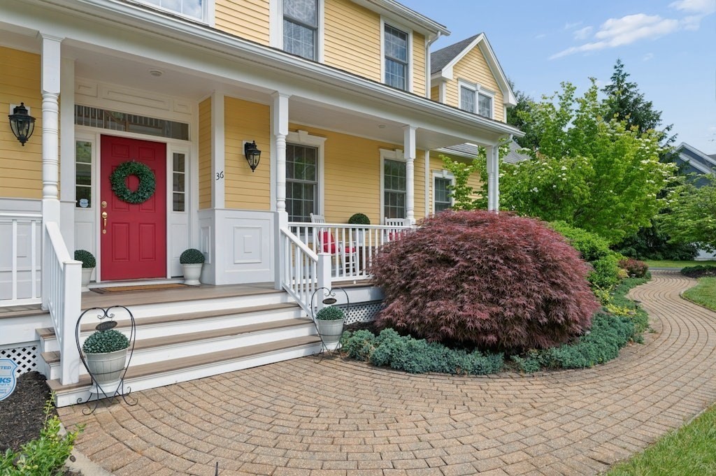 36 Magnolia Lane
