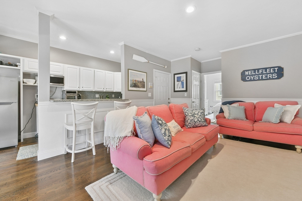253 Gold St 2