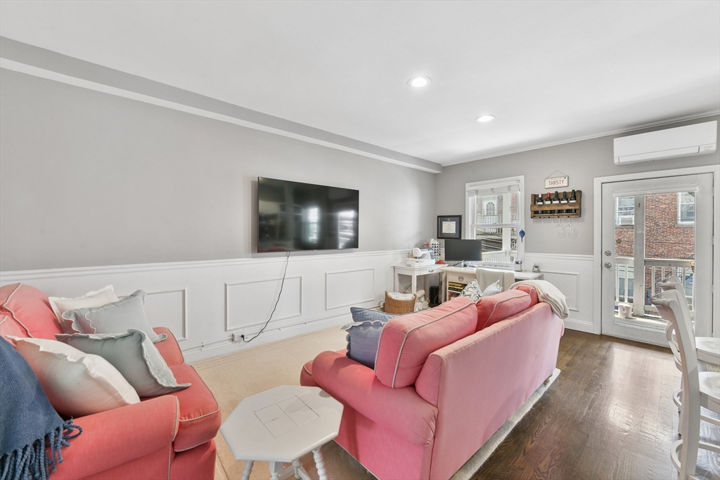 253 Gold St 2