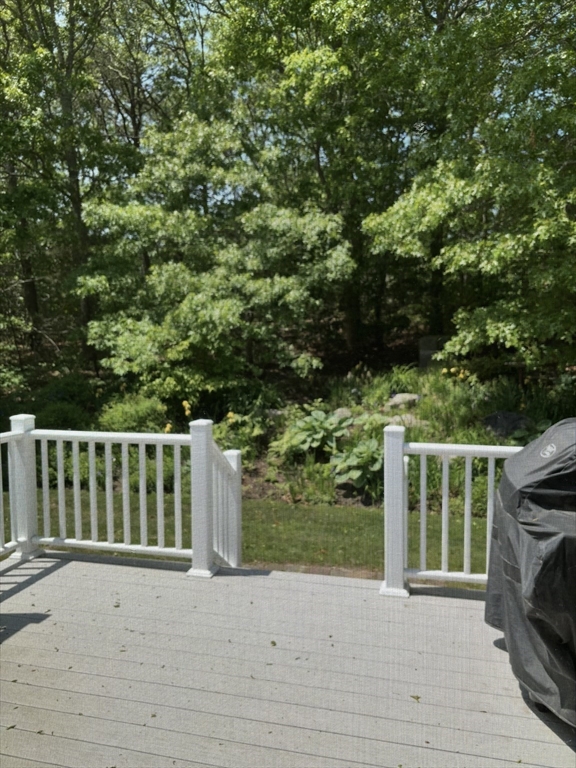 10 Mayfair Ct 10