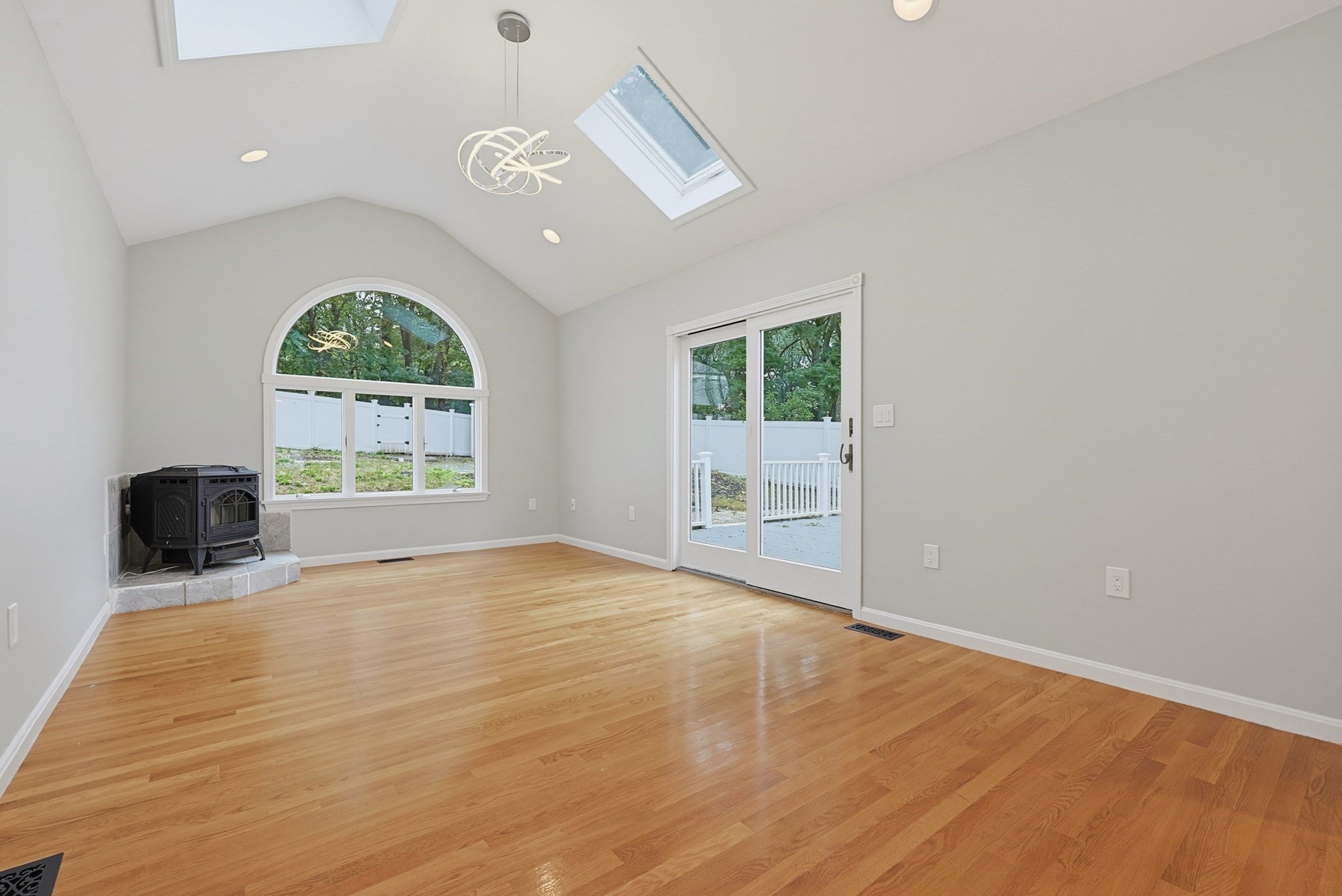 29 Sunnyside Rd, Lynn, MA, 29 Sunnyside Rd, Lynn, MA Photo #12