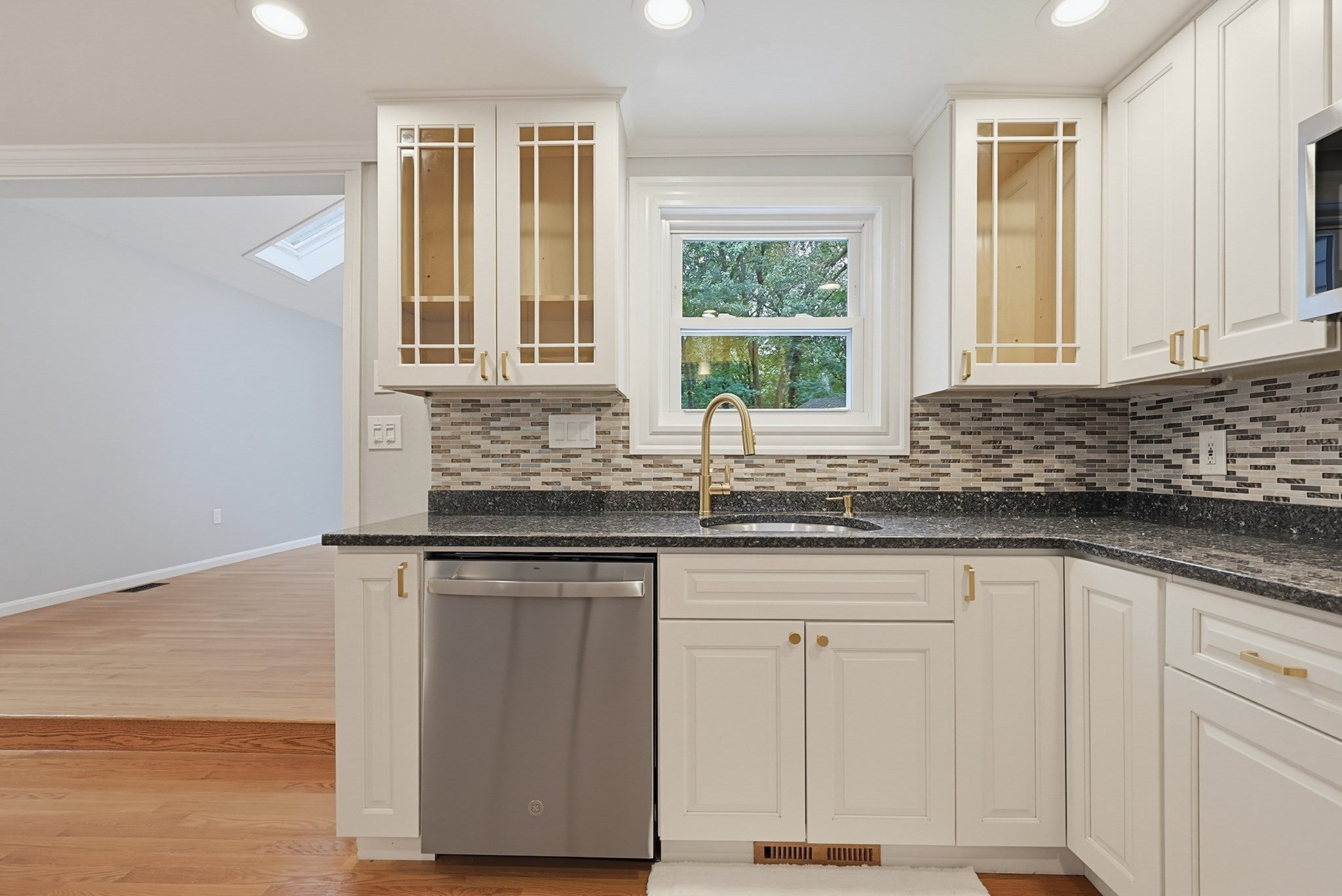 29 Sunnyside Rd, Lynn, MA, 29 Sunnyside Rd, Lynn, MA Photo #10